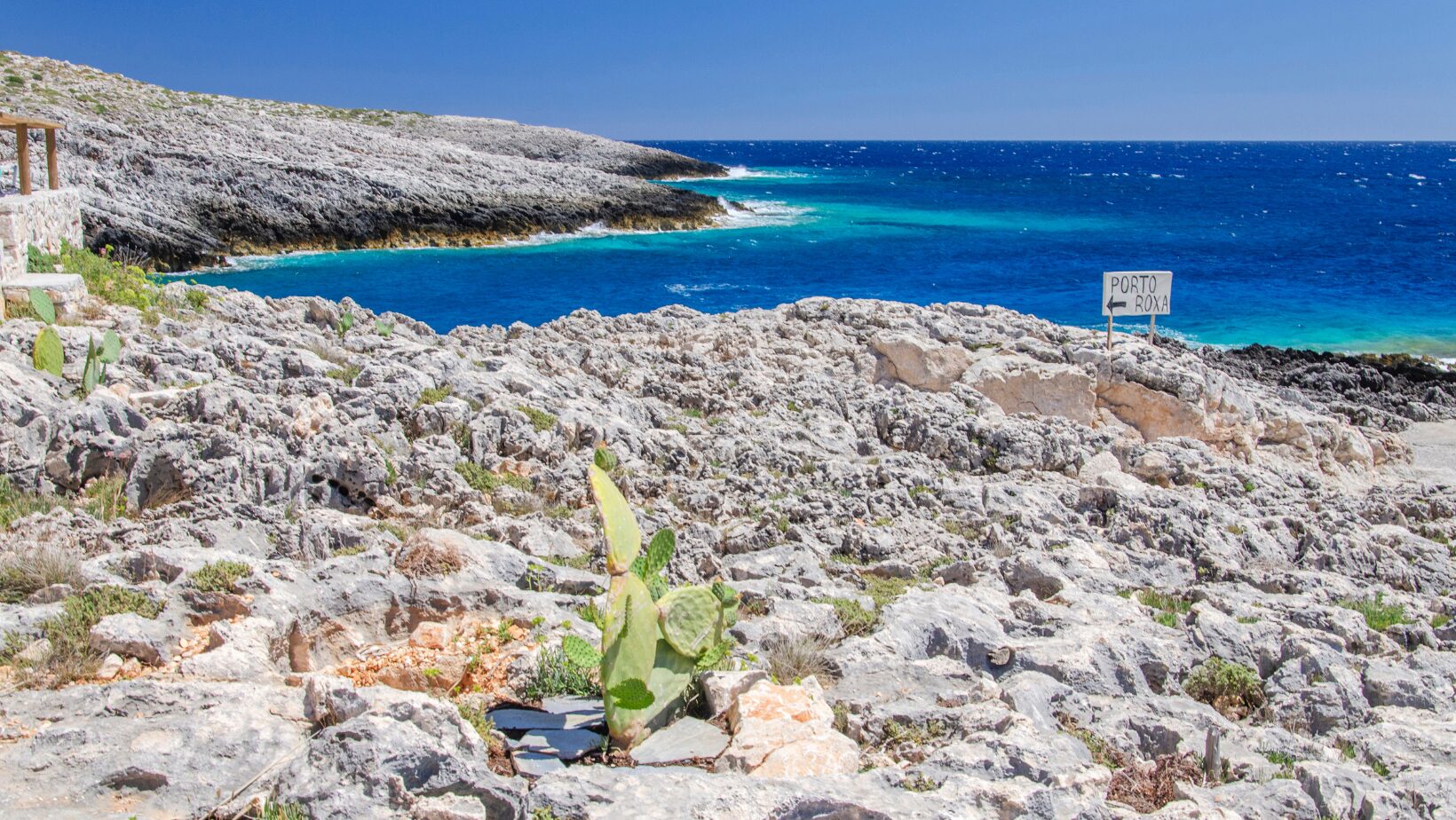 Porto Limnionas & Porto Roxa